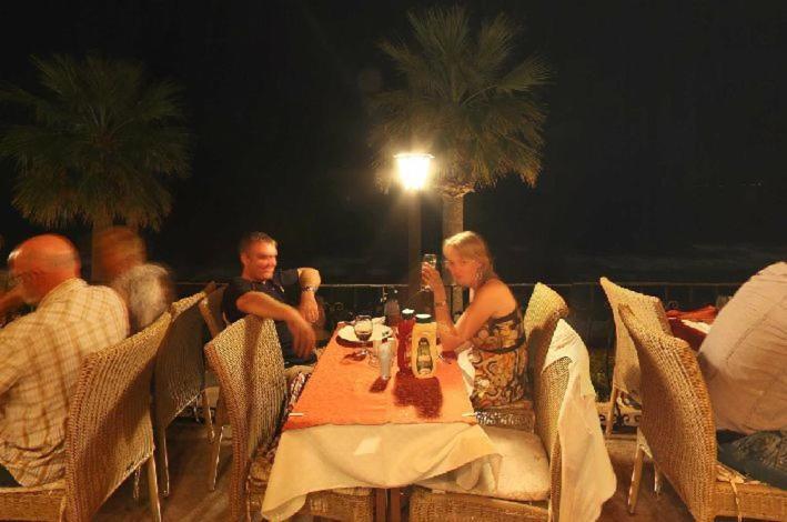 Rosy Hotel Κουσάντασι Εξωτερικό φωτογραφία